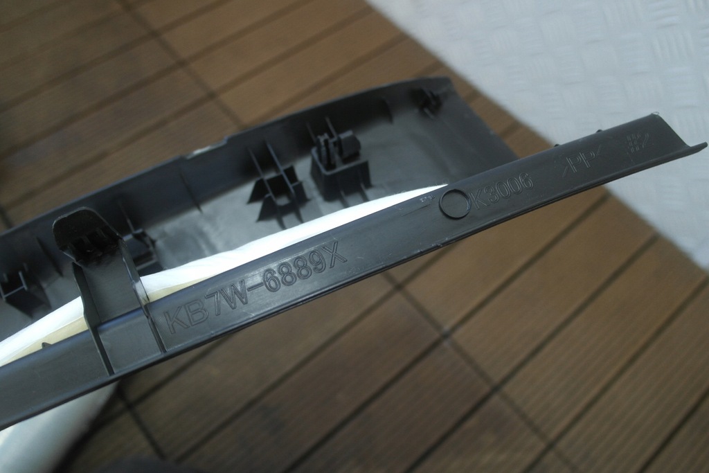 фото №9, Mazda cx-5 ii kf 17-21 молдинг накладка защита поперечина заднего kb7w-6889x оригинальный номер