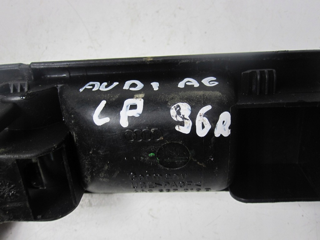 фото №3, Ручка внутрішня передня ліва audi a6 c4 96r