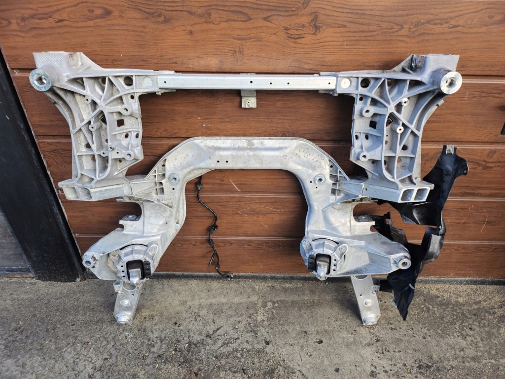 фото №1, Bmw 5 f10 f11 x drive подрамник подрамник