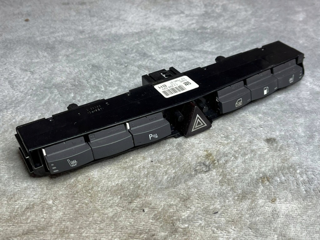Купити Opel zafira панель кнопок консолі передньої oem 13228636 !j