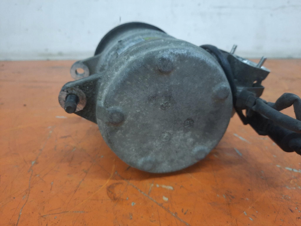 фото №4, Hyundai getz i 02-05 компрессор кондиционера 977011cxxx g4hd