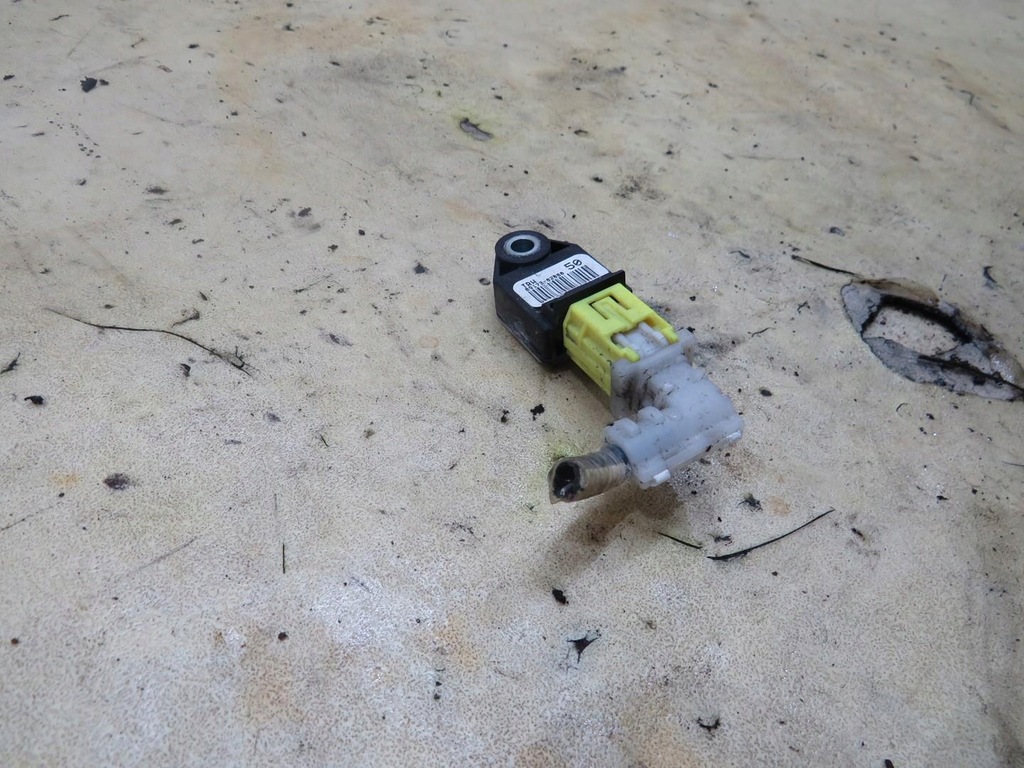 фото №7, Датчик ударный auris ii 89173-02080