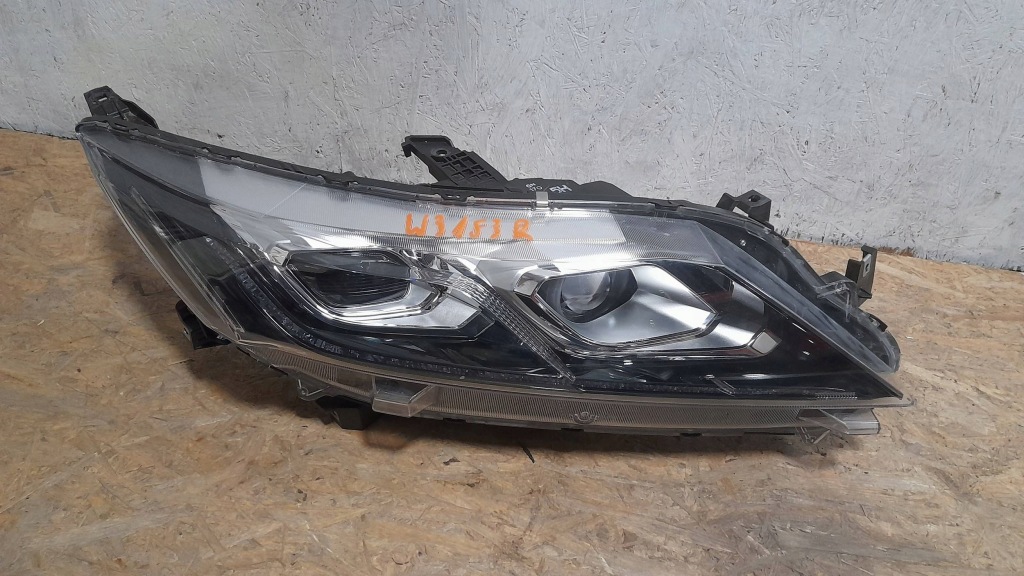 Купити Фара фара праві правий eclipse cross w3153r