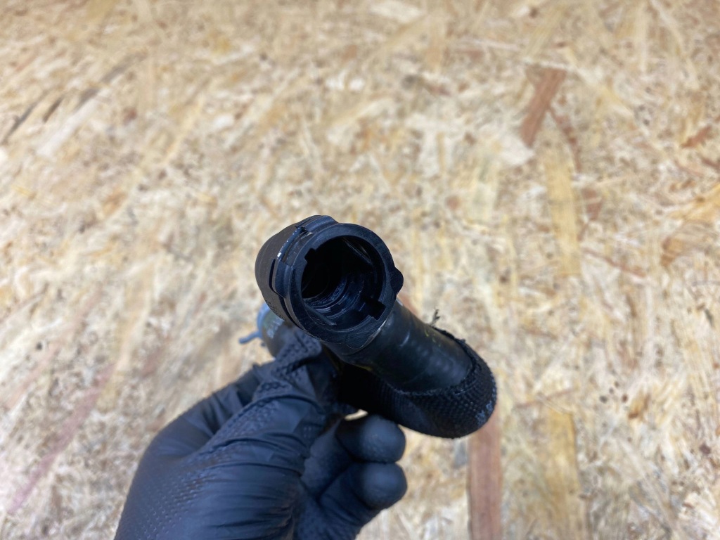 фото №11, Патрубок труба шланг води mercedes w177 w247 w118 a1775014400