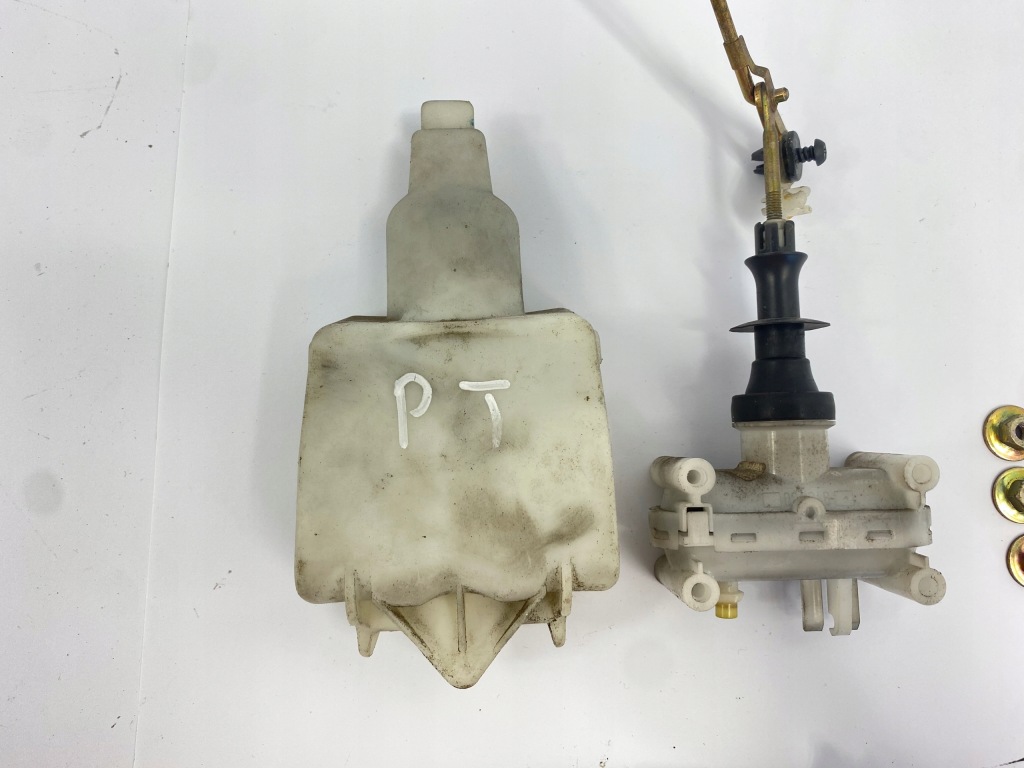 Замок дверь задний  комплект  задний правый пассажира mercedes w124 sedan kombi Киев