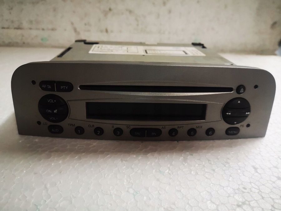 фото №1, Радіо alfa romeo 1560534690