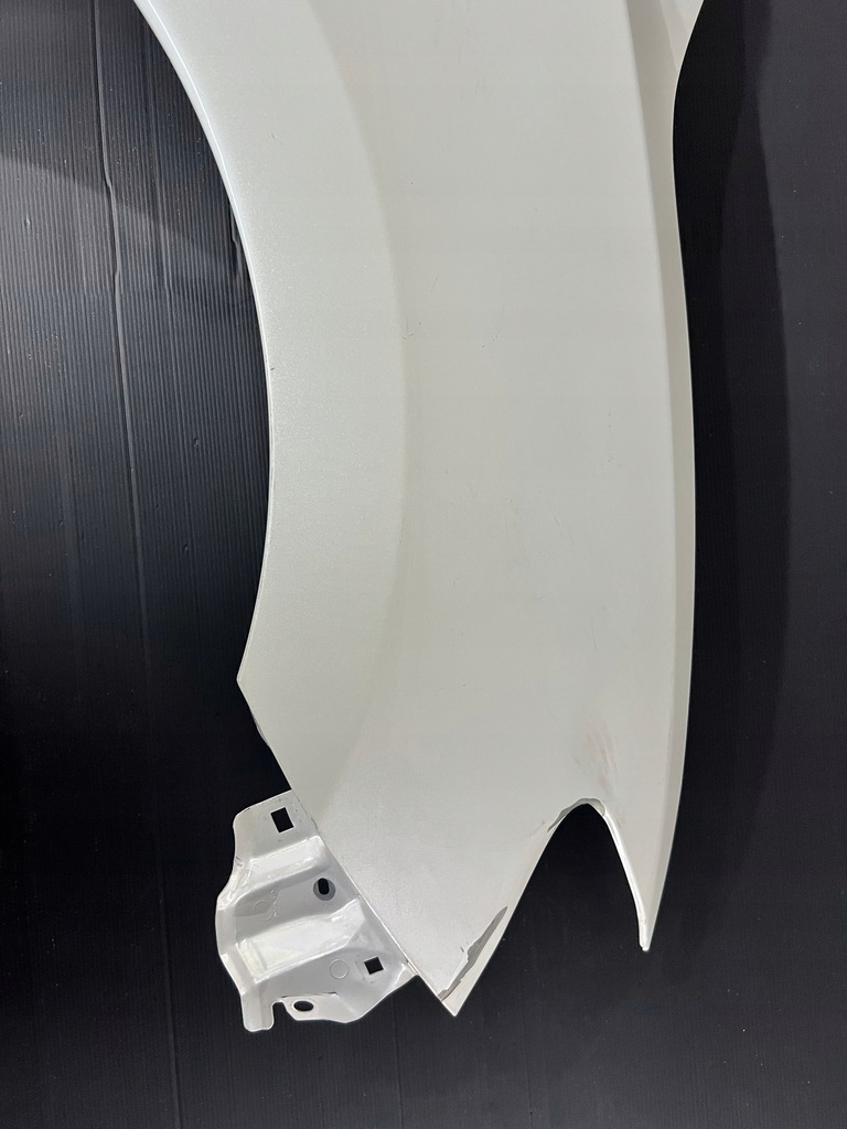 фото №12, Nissan pulsar крыло передний правый 14-18r