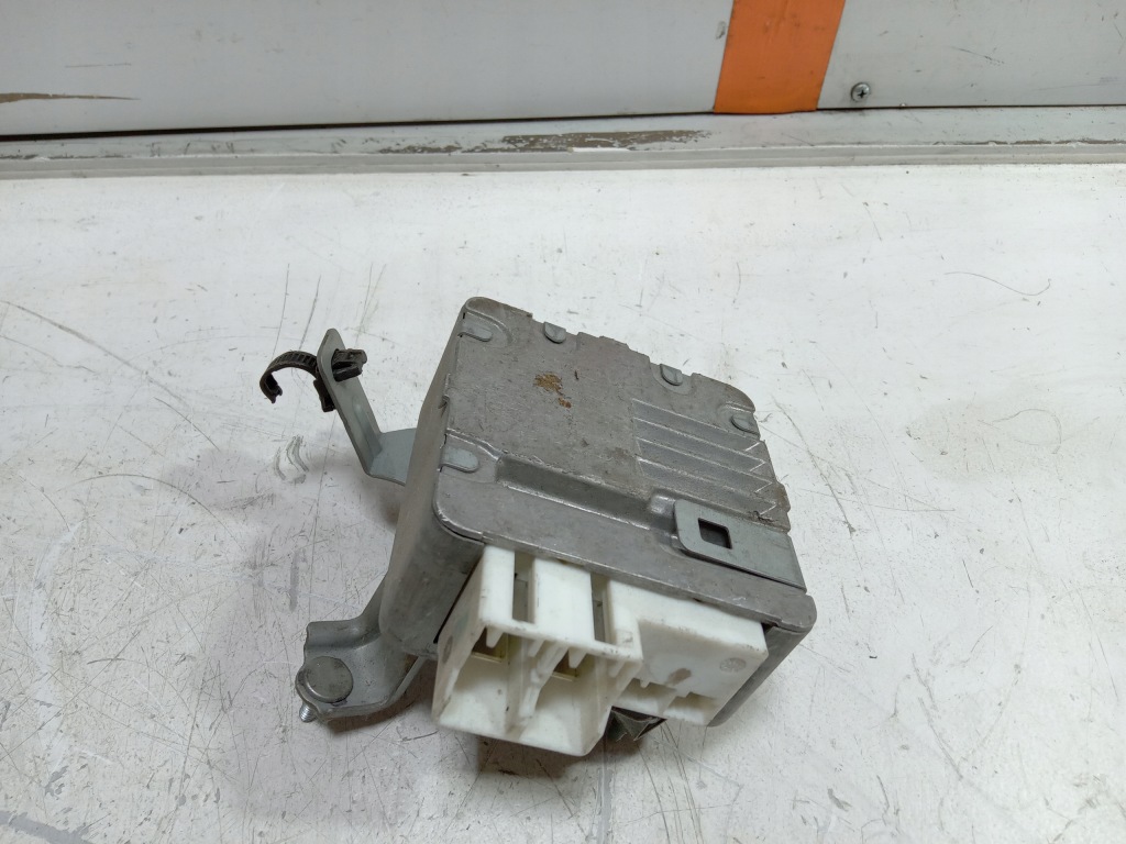 фото №1, Toyota aygo ii модуль усилителя 89650-0d100