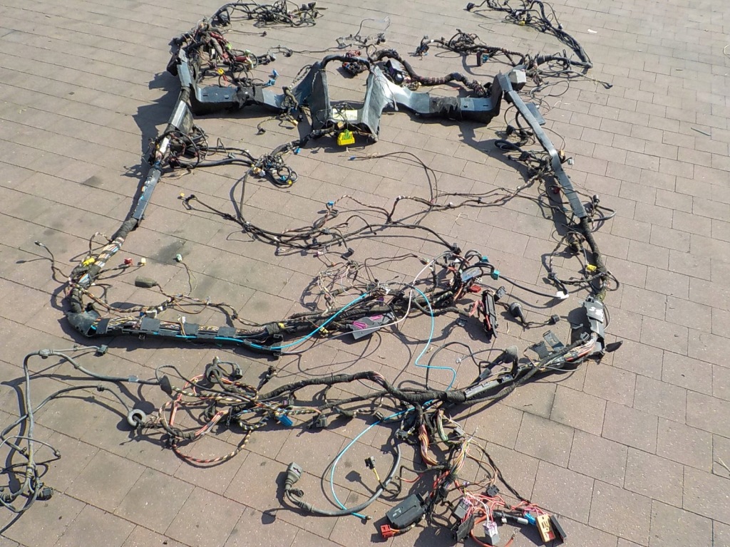 фото №1, Audi a8 s8 d3 lift жгут автомобиля внутренняя комплектная