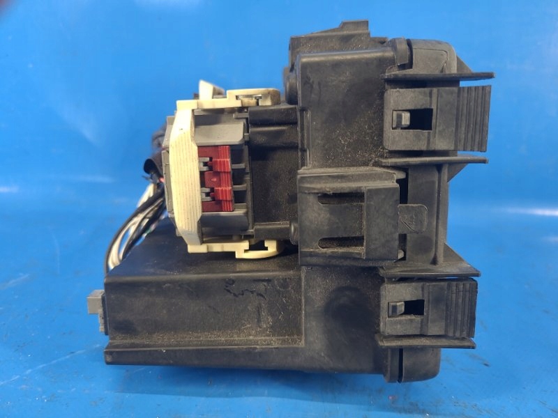 фото №5, Коробка запобіжників камера двигуна chrysler 200 10-14 04692346ae