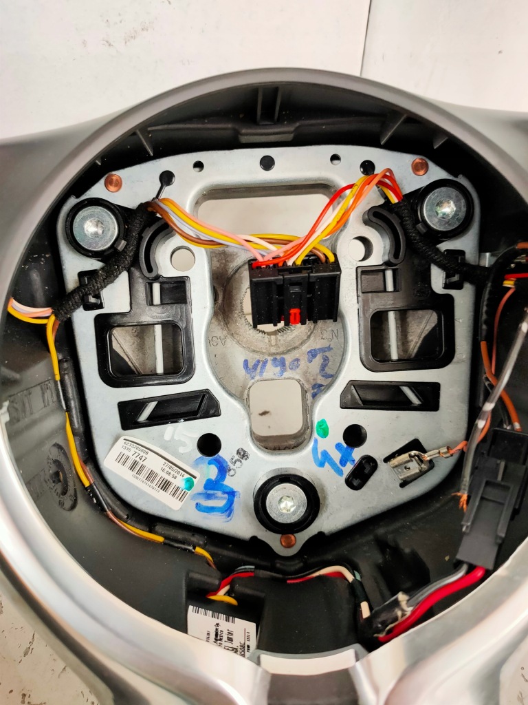 Воздуховод кожа мультифункция opel adam 13357747 Недорого