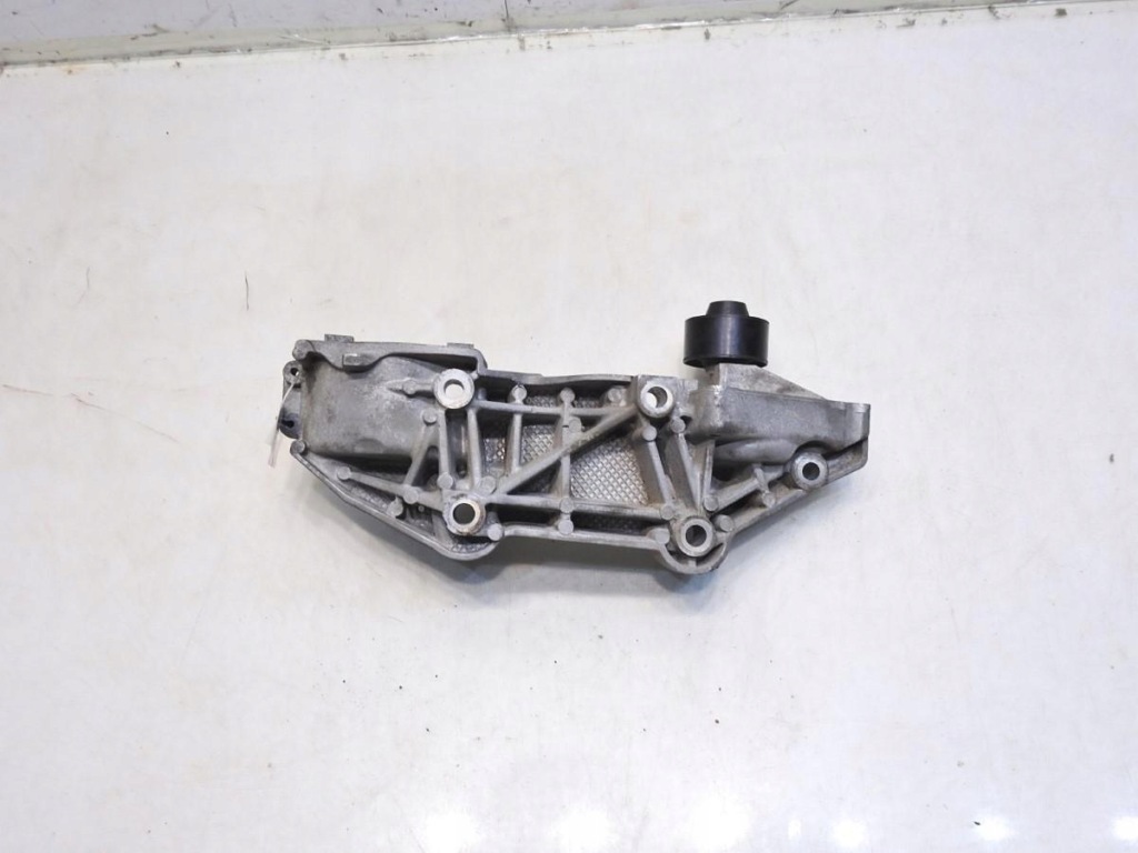 фото №3, Кронштейн основа генератора laguna iii 2.0 dci