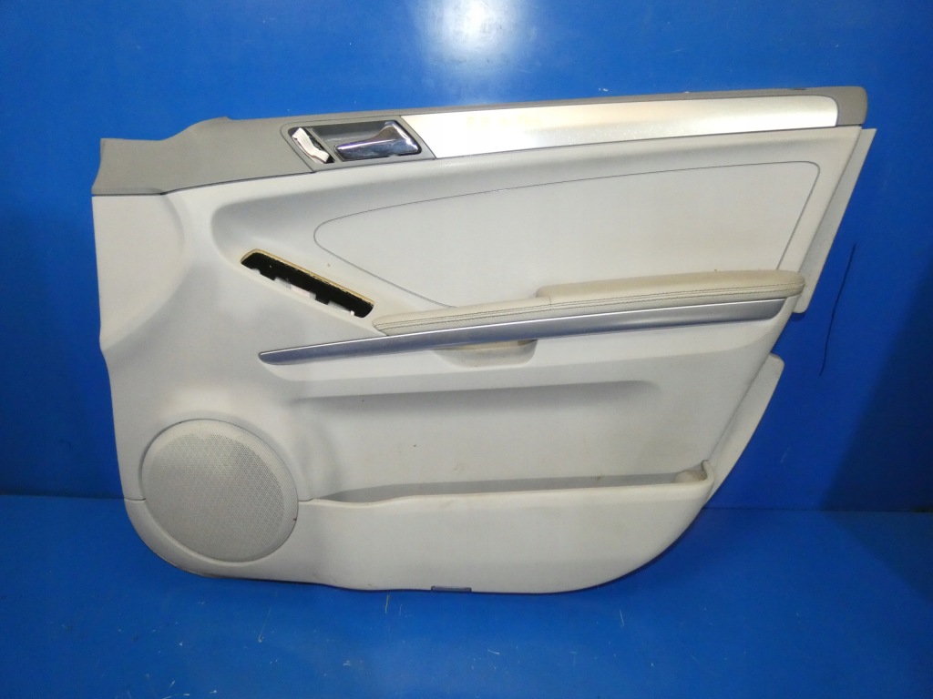 Купить Mercedes ml w164 обшивка дверь правый перед передний