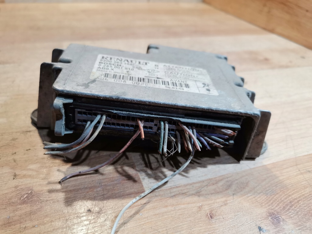 фото №3, Модуль датчик подушка безопасности renault clio iii 8200563368