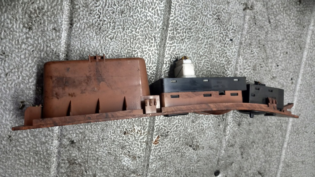 фото №5, Перемикач скло kia carnival 02r ii 2.9tdi