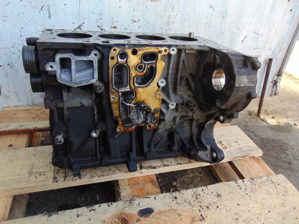 фото №13, Блок двигуна dół bmw mini r60 1.6d n47c16a