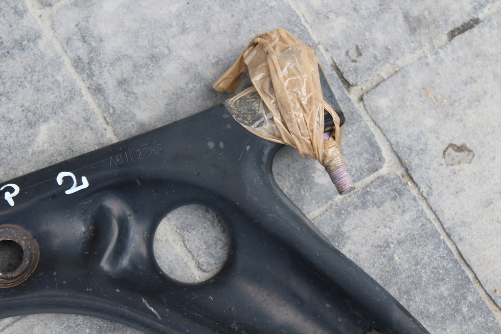 фото №9, Aygo i 1.0 рычаг левый передний