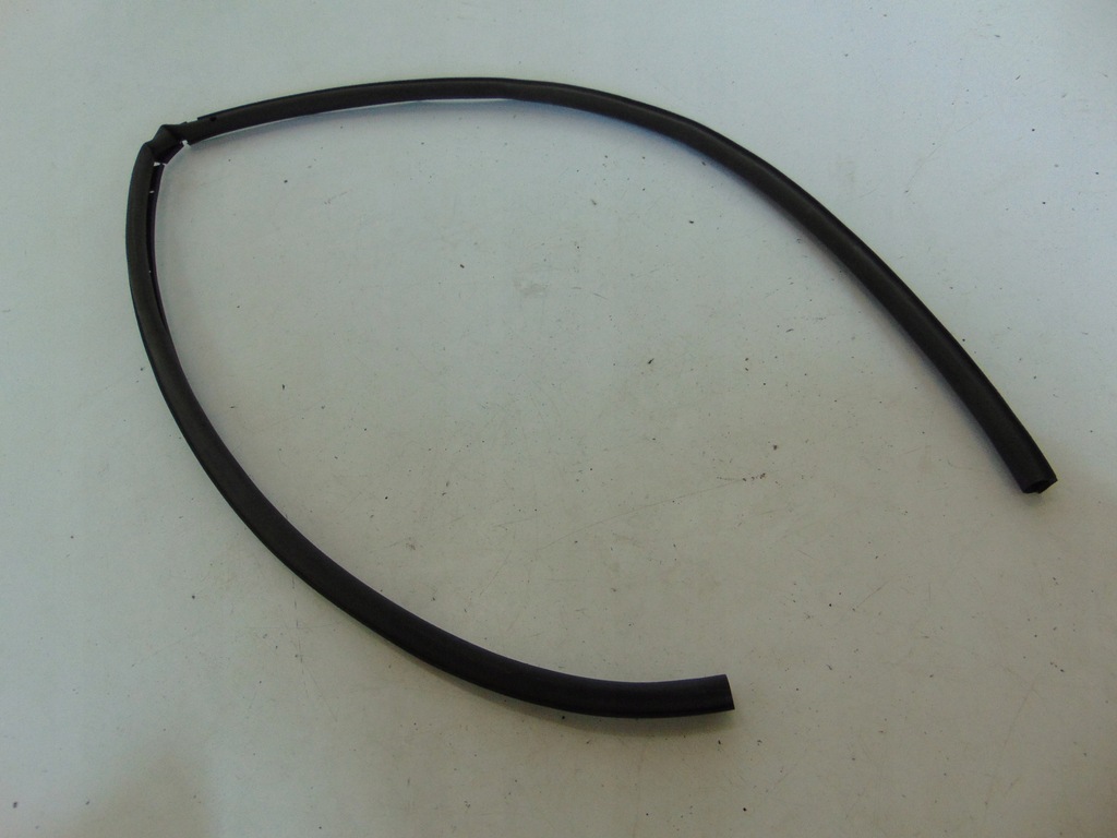 фото №1, Прокладка дверь правая peugeot 308 cc