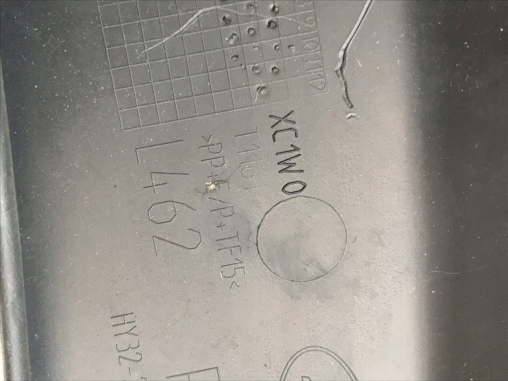 фото №9, Land rover discovery v молдинг na крыло задняя правая hy32-290e22