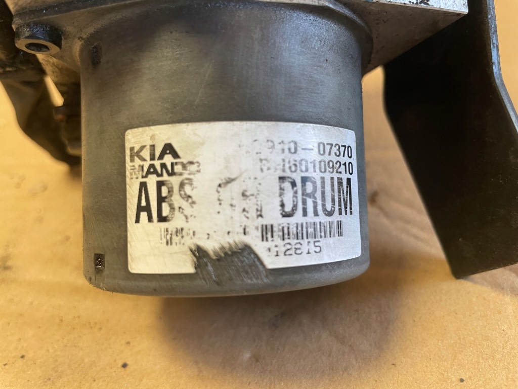 Купить Kia picanto 1 рестайлинг  1.0 насос блок управления abs 5891007370