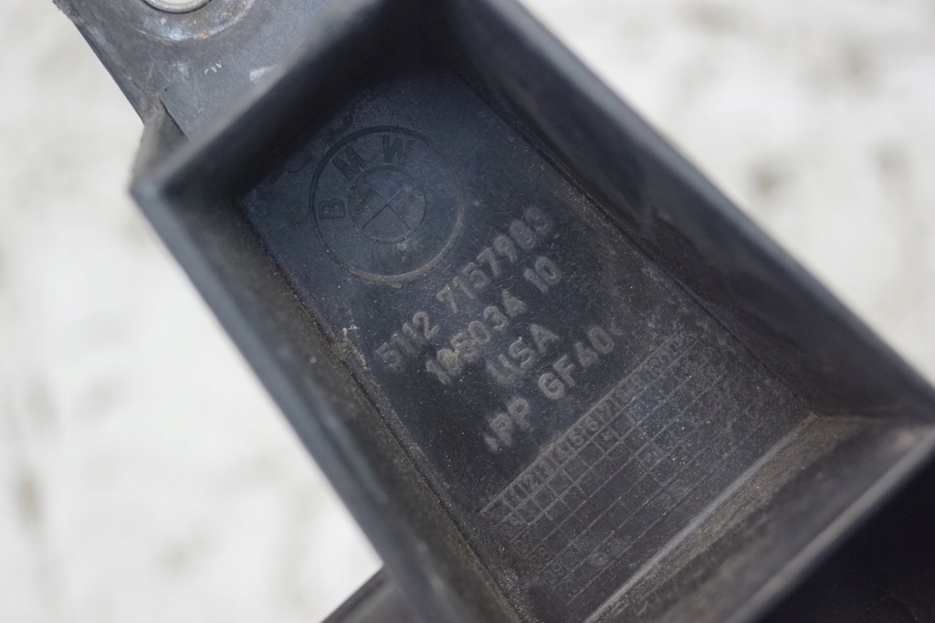 фото №15, Напрямна кронштейн крила ліва bmw x5 e70 7157989