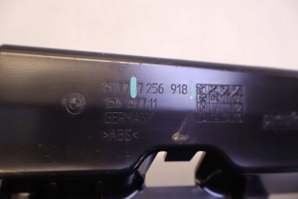 Кронштейн  кронштейн порог накладки порога правый bmw 3 f30 f35 f31 7256918 с Разборки