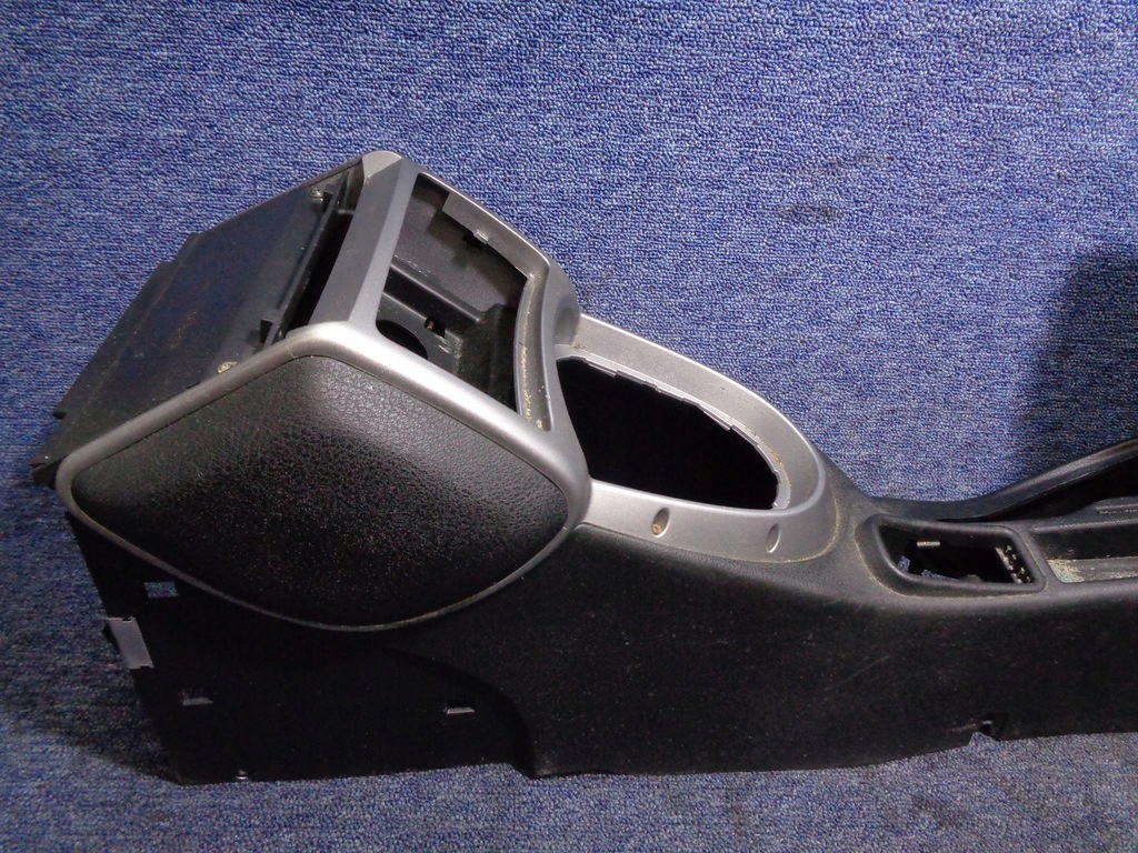 фото №11, Подлокотник туннель alfa romeo gt 2003-2010r. кожа оранжевый