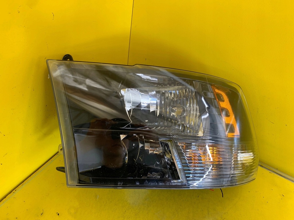 фото №1, Лампа передня ліва dodge ram 15-18 usa