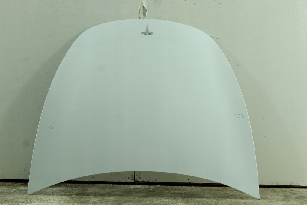 фото №1, Tesla y капот 20+ ładna