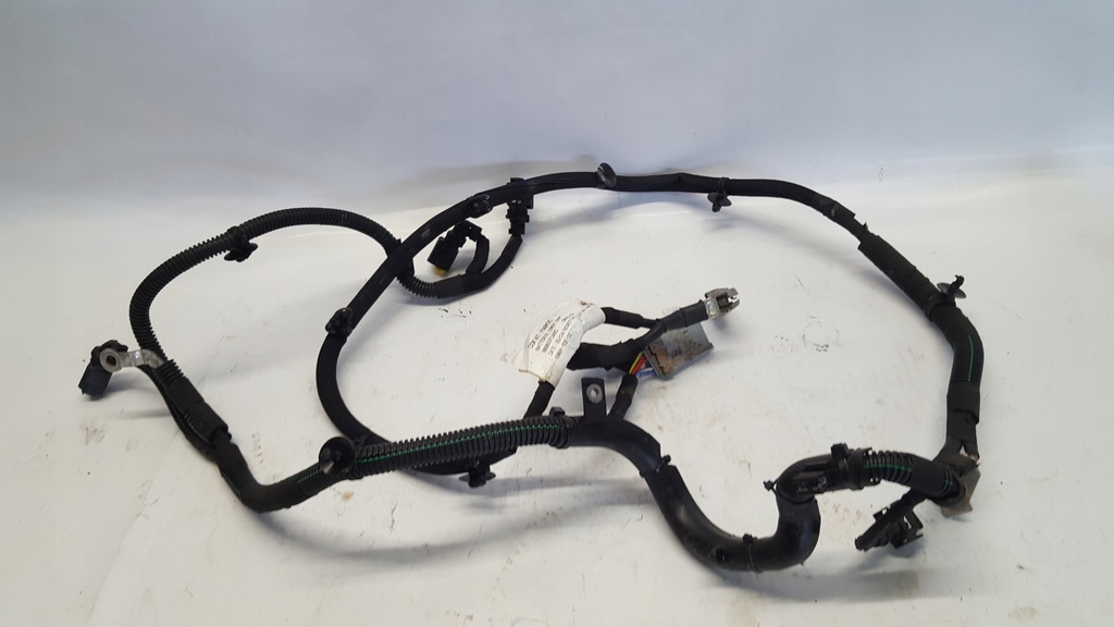 фото №1, Citroen c4 iii thp электропроводка клемма 9835071480