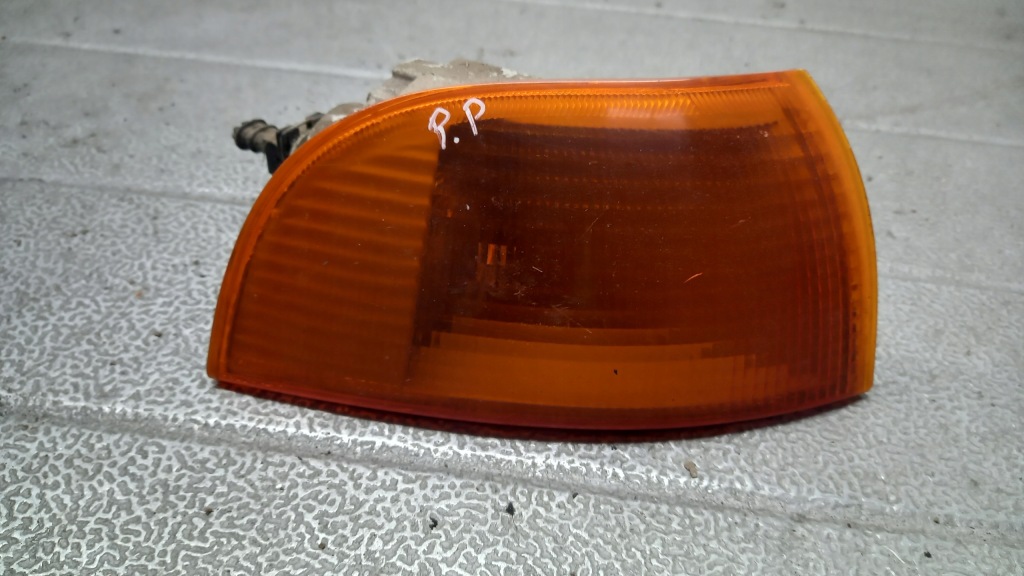 фото №1, Поворотник правый перед fiat punto i 97r