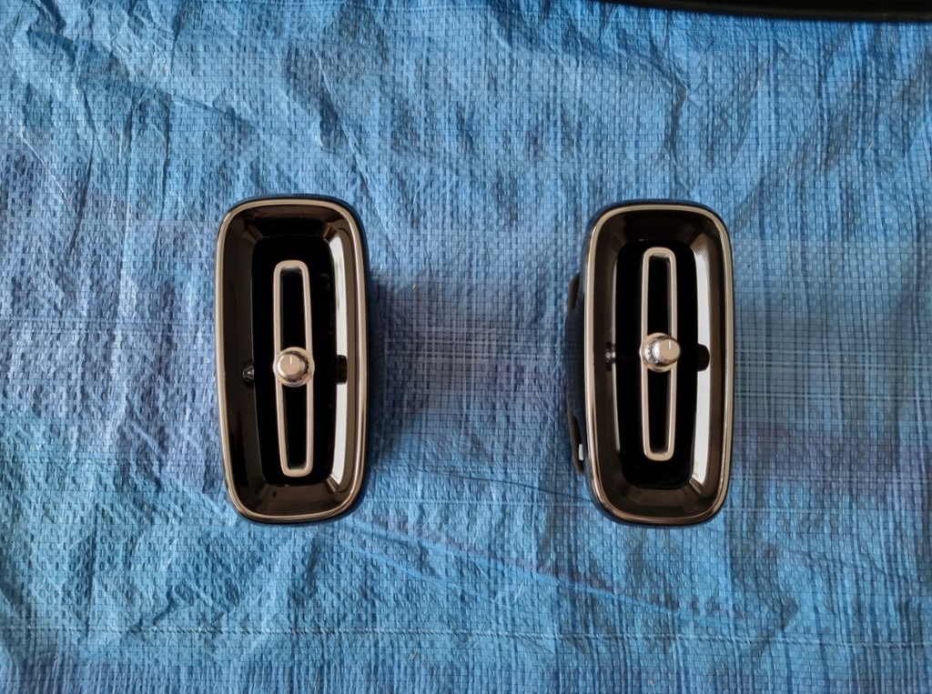 фото №1, Volvo xc40 решітка обдув ліва 31442625