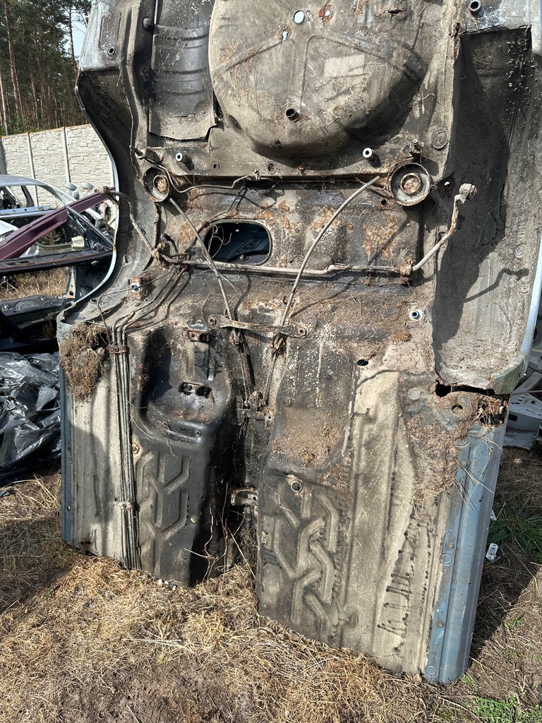 фото №12, Четверть задняя, задняя, четверть обшивка, крыло задняя левый, правый mercedes 190