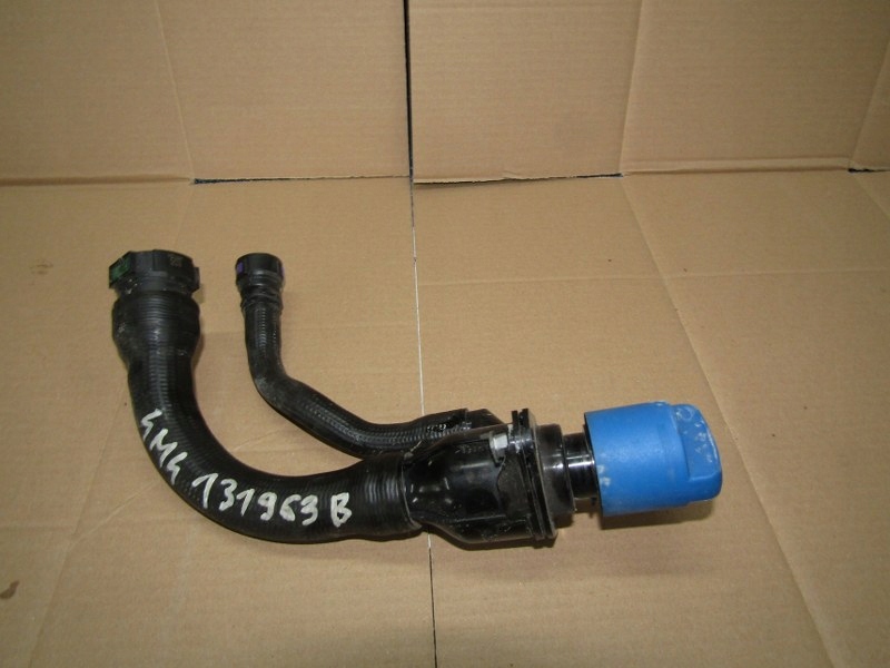 фото №1, Vw touareg iii 3 760 761 q7 4m крышка трубка заливная горловина adblue 4m4131963b