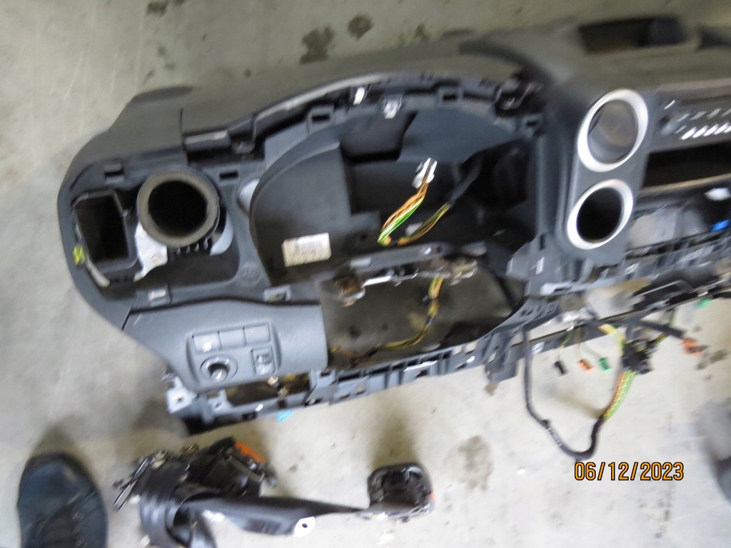 фото №5, Peugeot partner ii консоль панель приладів приладова orginał