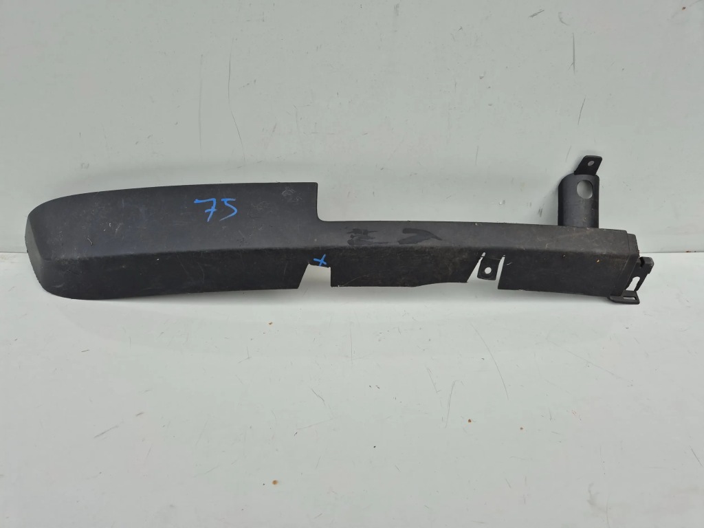 фото №1, Land rover 8269028 l322 перед сторона права спойлер накладка-спойлер бампера