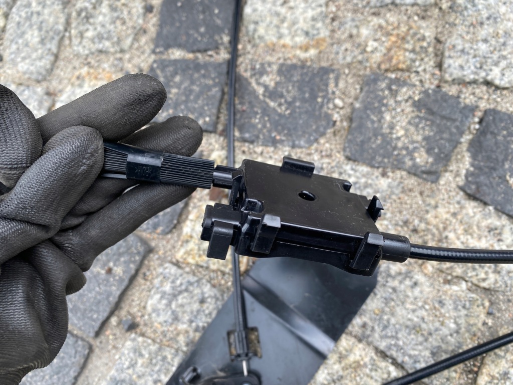 фото №9, Audi q4 e tron 89a замок механізм капот перед 89a823509a оригінал