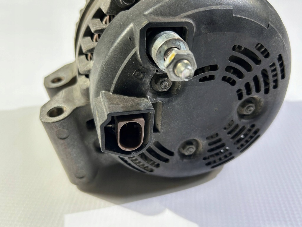 Генератор maserati ghibli 3.0 m157 2013- Цена