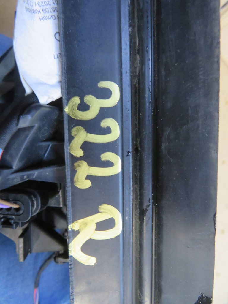 фото №10, Audi a4 b9 повітропровід повітря шторка жалюзі 8w0807297