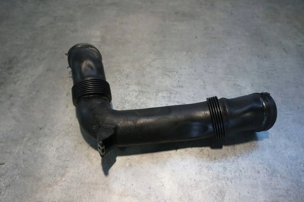 фото №5, Труба шланг впускной воздуха vw golf v plus 1k0129618aj