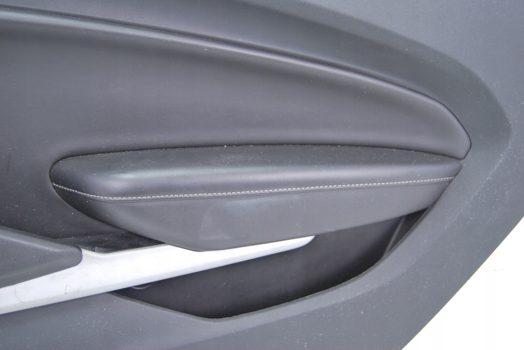 фото №6, Обшивка двері правий оббивка chevrolet camaro 16+