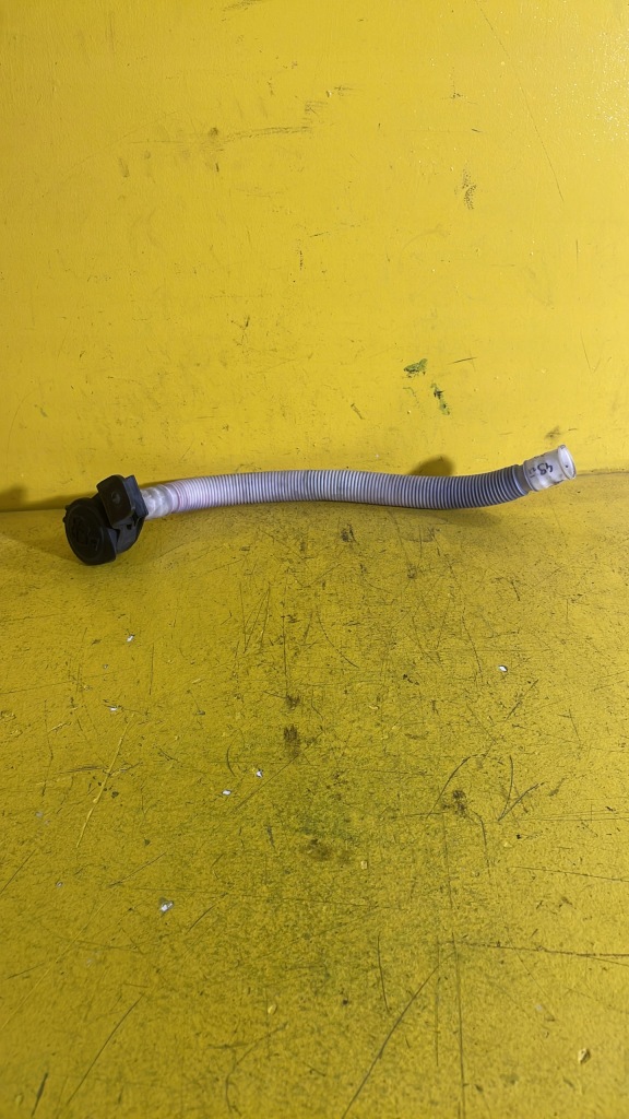 фото №1, Mini countryman cooper i - заливная горловина / крышка омывателя - 1050481s0