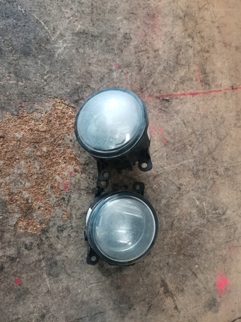 фото №1, Противотуманная фара правый левый laguna iii scenic ii 8200074008