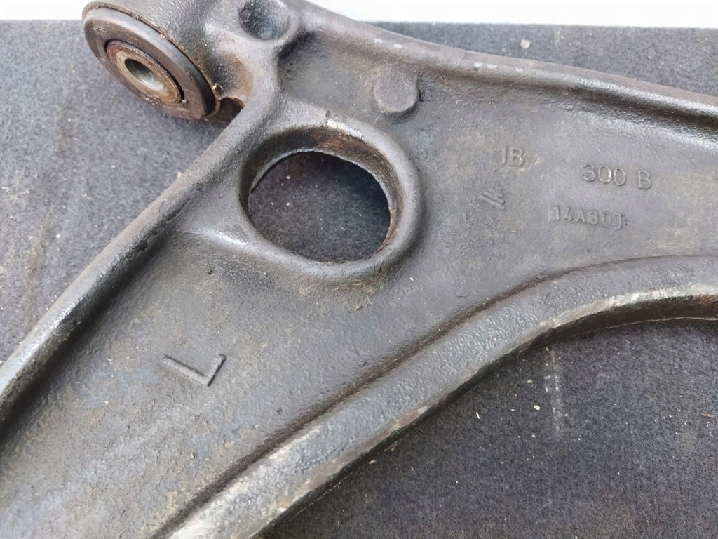 фото №2, Важіль нижній передній лівий renault master iii 2,3