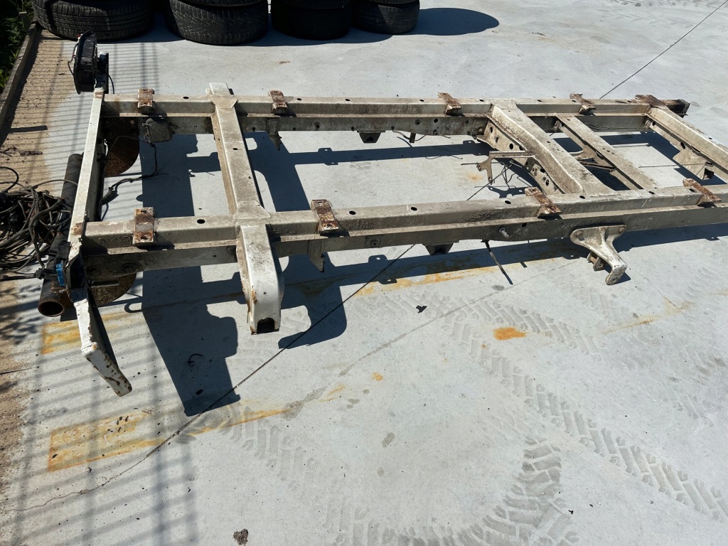 фото №4, Mercedes sprinter w906 906 рама 4 двері doka 331 cm