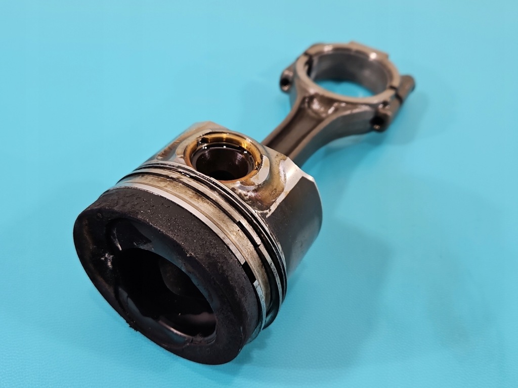 фото №1, Поршень vw crafter 06- bjl 2.5 tdi 163km