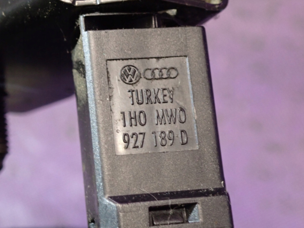 фото №6, Audi a2 99-05 1.4 педаль зчеплення датчик помпа 8z1721059
