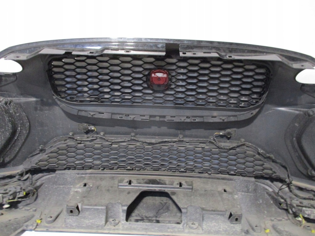 фото №10, Бампер jaguar e pace 4x pdc r-dynamic противотуманная фара led