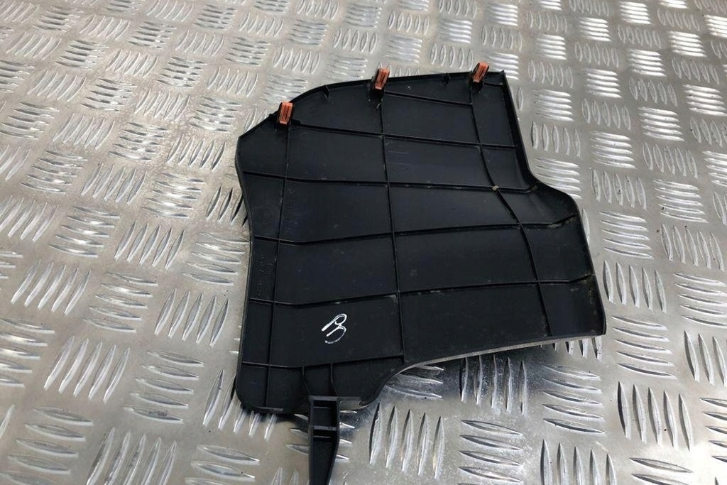 фото №8, Рамка средняя приборная панель toyota 5881642020 2.5l 2022