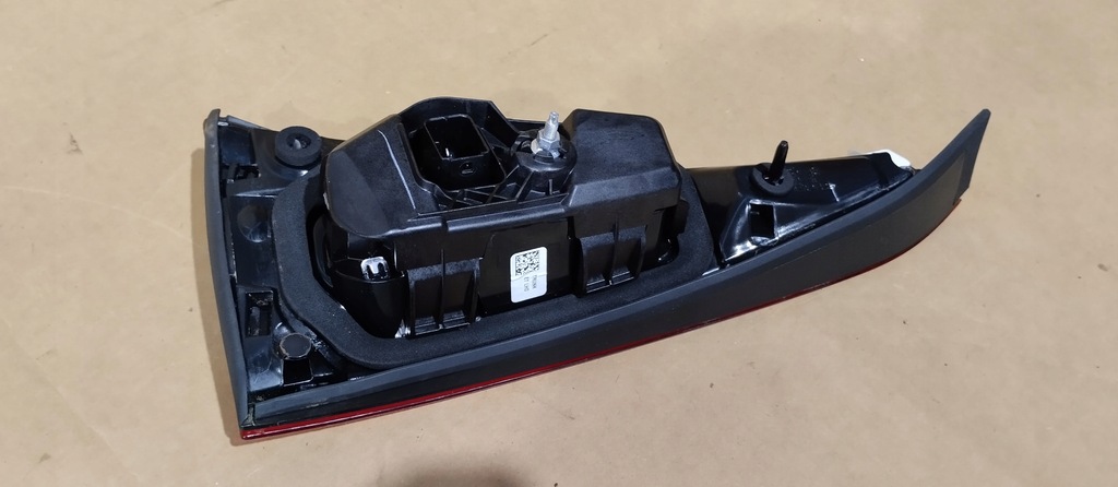 фото №6, Лампа правая задняя правый задняя mercedes c-klasa w206 kombi a2069060801 w крышка